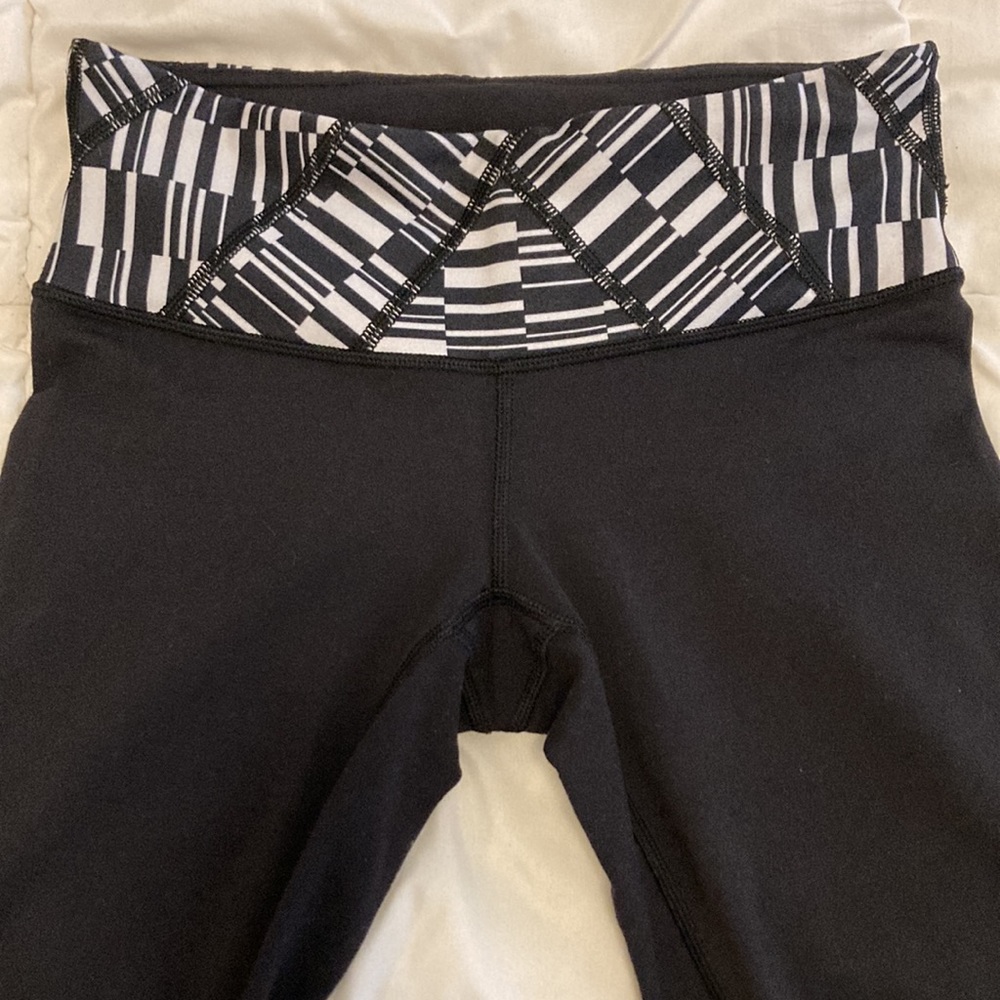 Lululemon Wunder Under Black / Ying Yang Stripe White Black Size 4 - Picture 11 of 11